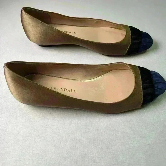 Loeffler Randall Women's Tan/ Blue Flats Size 6 used, but in beautiful shape! - Picture 6 of 8